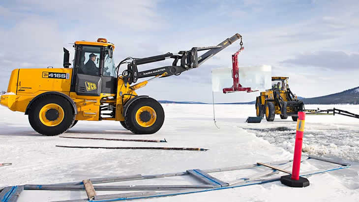 Some winter inspiration: Building with ice bricks